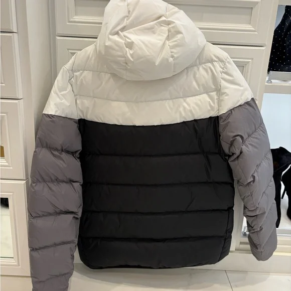 Nike White Puffer Jacket - Picture 4 of 4